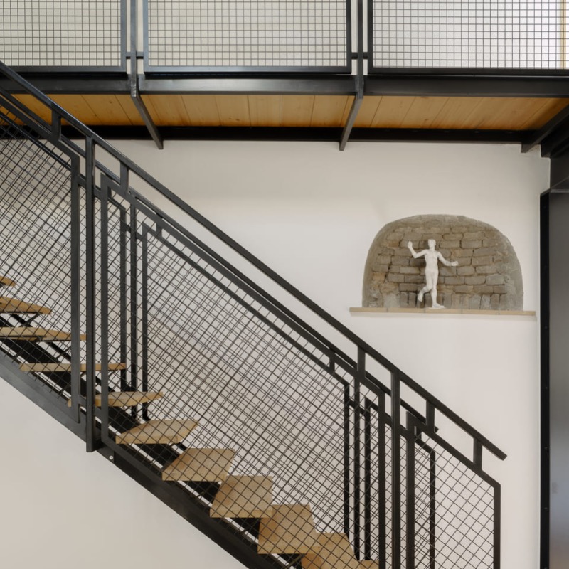 <span>G117a<br>Carona</span>