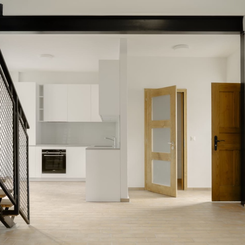 <span>G117a<br>Carona</span>